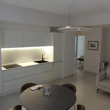 F&m House Сорренто