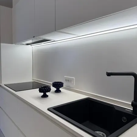 F&m House Апартаменти